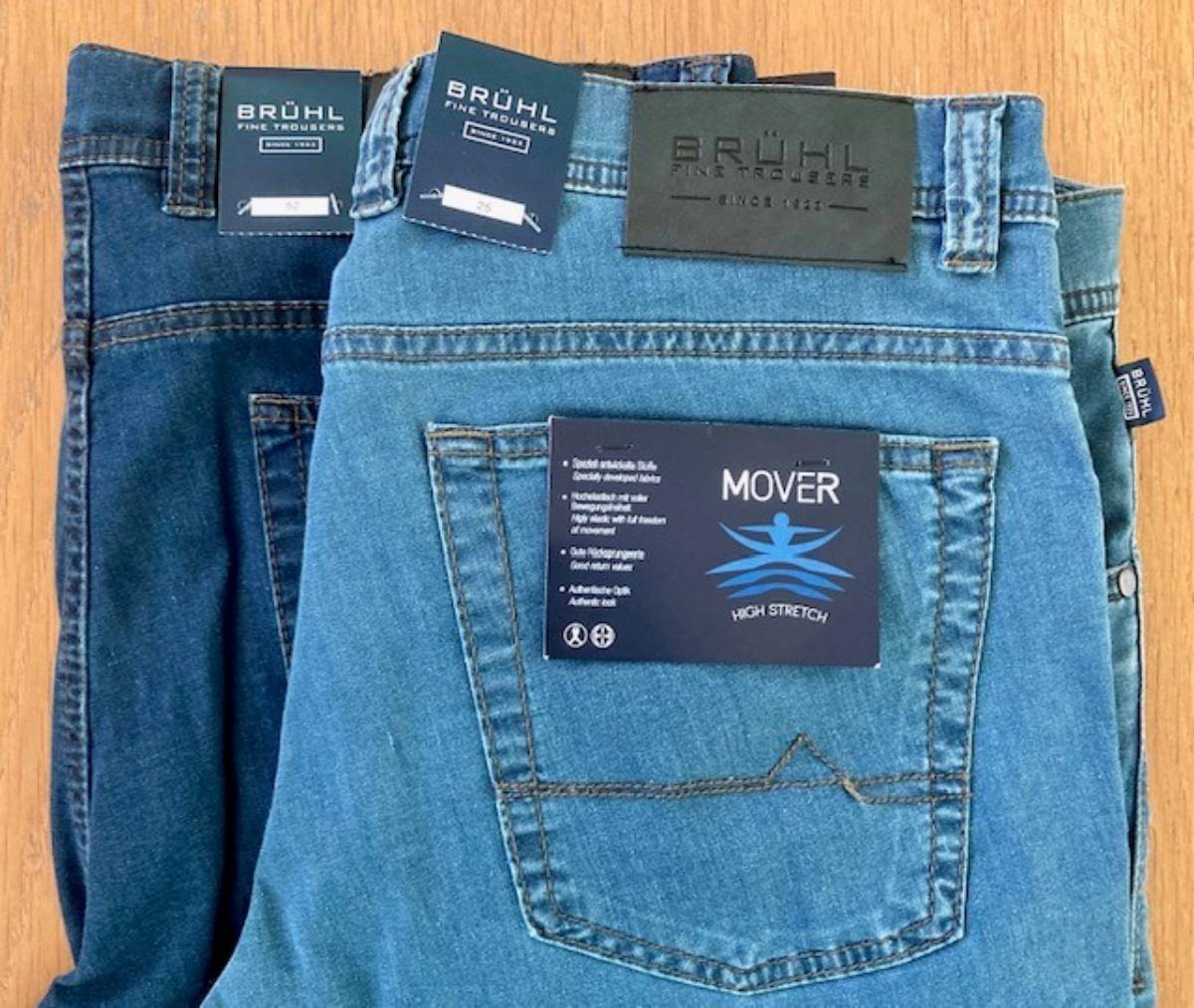 Cargo-Hosen von Luigi Morini, Marcello Marabotti, Pinewood und Brühl